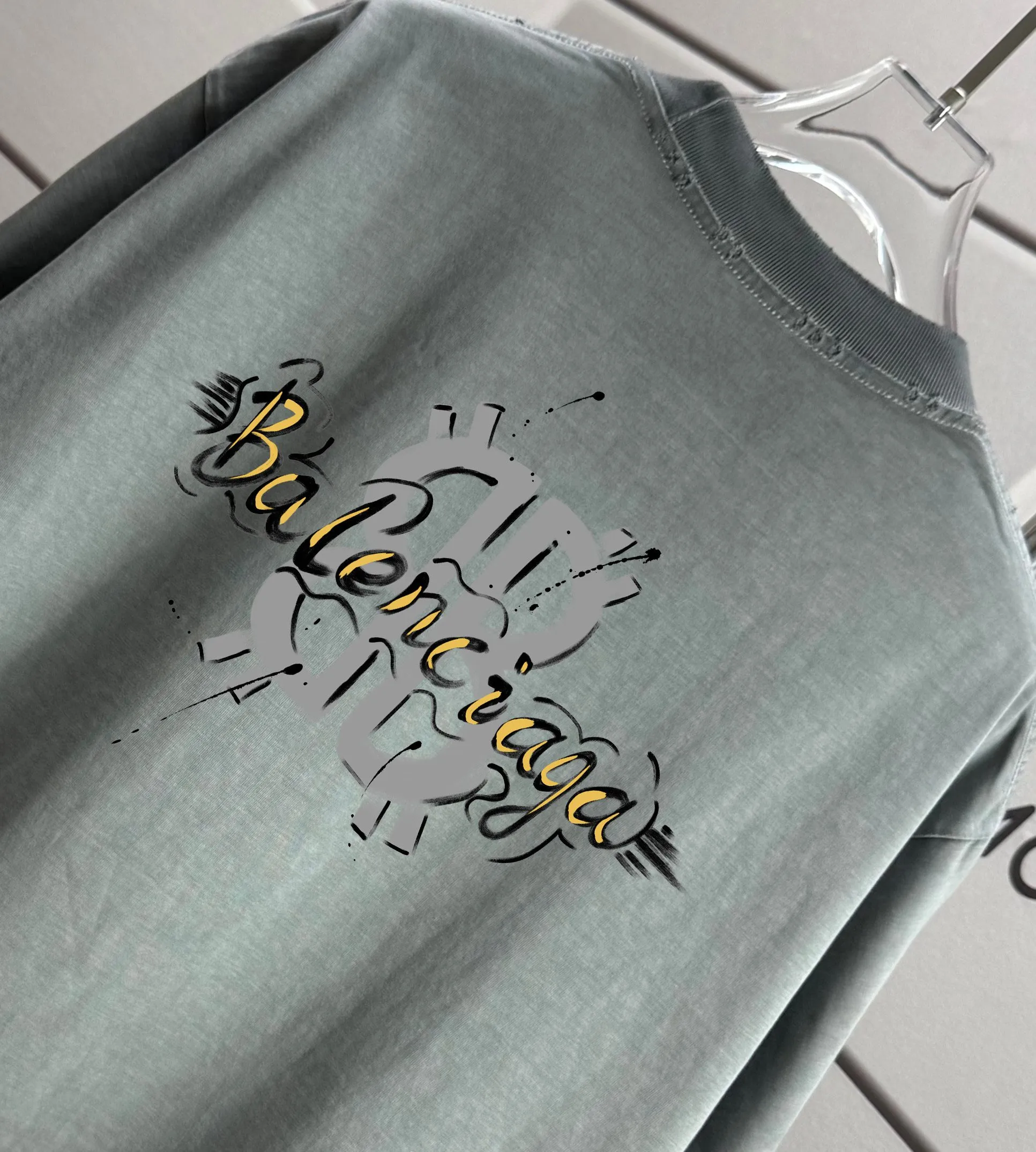# * Balenciag*2026 New Arrival 320 tee Same Style : Size :S M L XL XXL Size： S （90-130 ） M （120-150 ） L （140-165 ） XL （160-180 ） XXL （180-210 ）